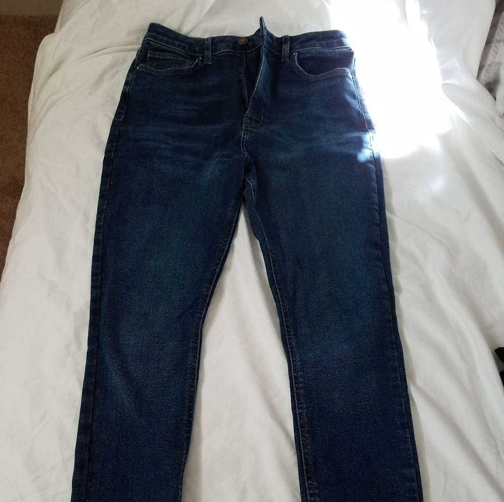 High waisted skinny jean